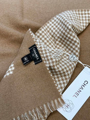 HOUNDSTOOTH SCARF 185 CM IN CAMEL BROWN CASHMERE 393124