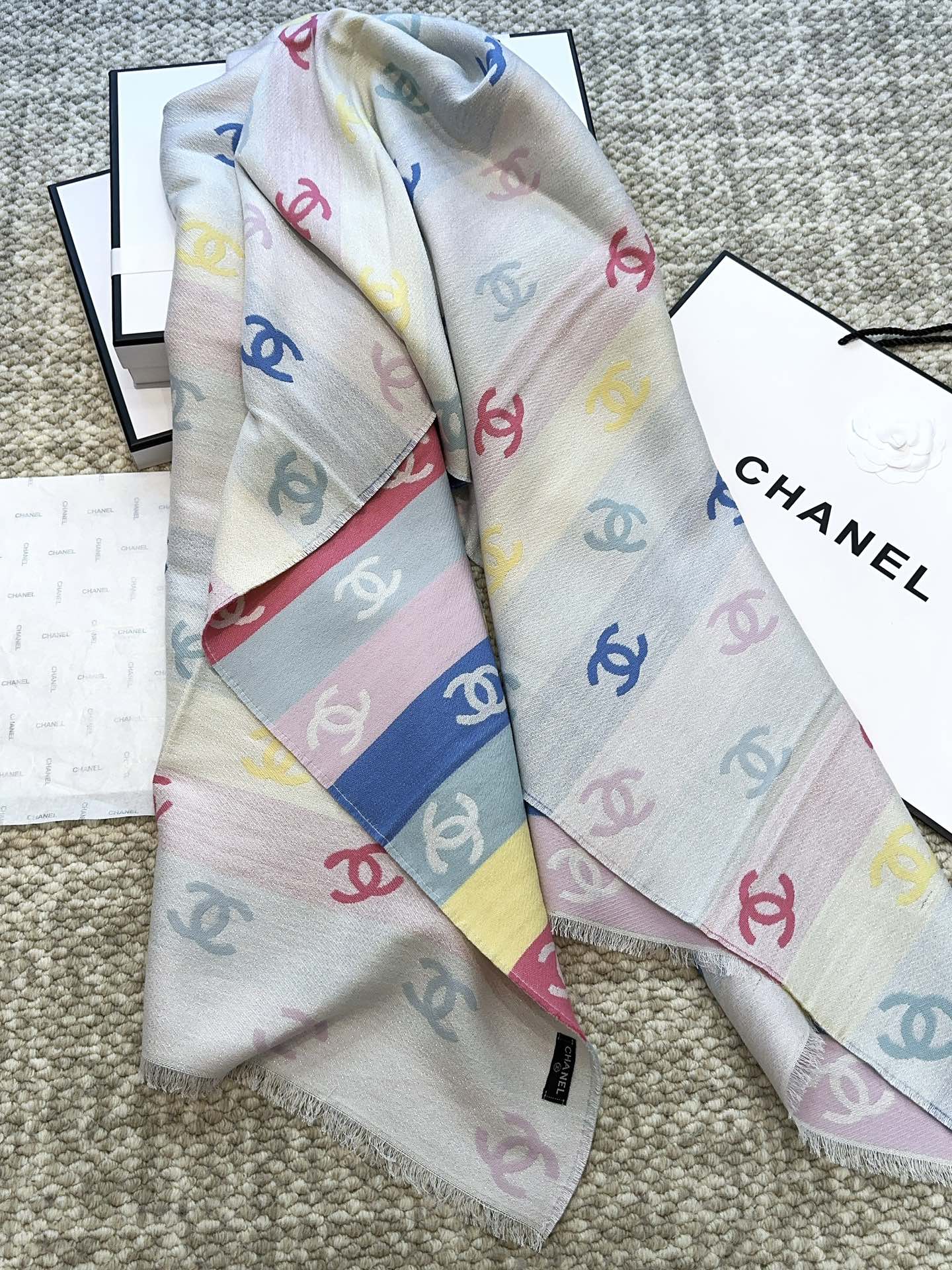 CHANEL 25S SCARF 187 IN CASHMERE 876276