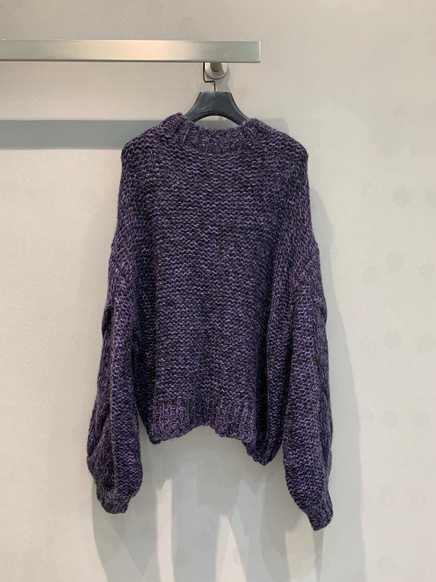 LOEWE SWEATER STYLE 220