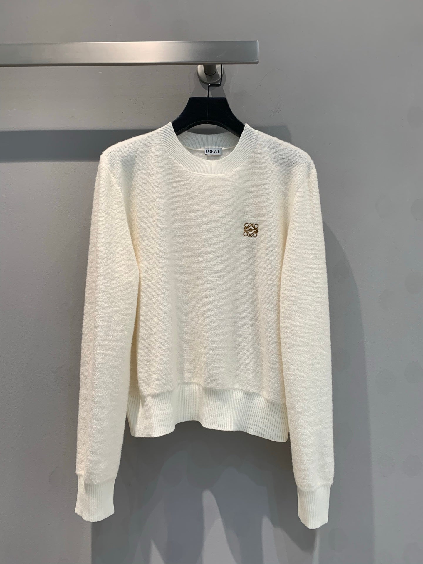 LOEWE SWEATER STYLE 219