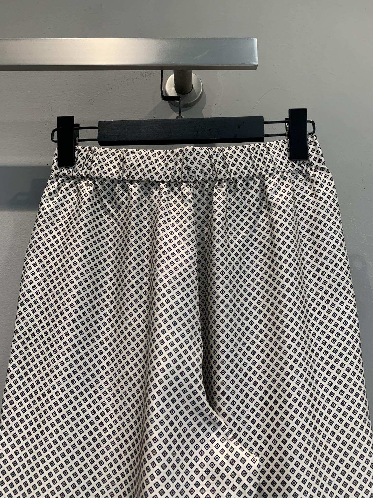 LORO PIANA 26S SILK PANTS 687