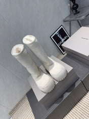 BALENCIAGA 25S BOOTS PLATFORM HEEL IN WHITE SUEDE STYLE 3