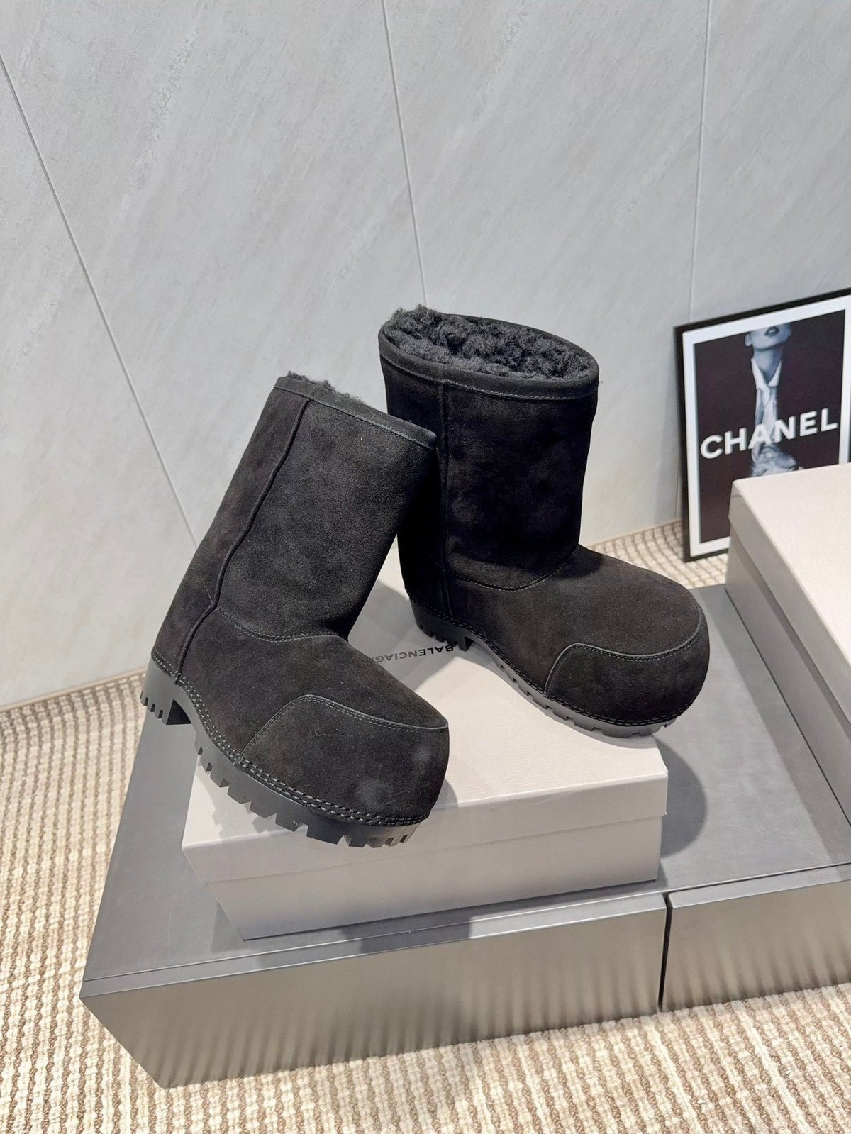 BALENCIAGA 25S LOW ANKLE BOOTS PLATFORM HEEL IN BLACK SUEDE STYLE 9