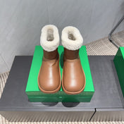 BOTTEGA VENETA 26S FUR-LINED ANKLE BOOTS IN BROWN CALFSKIN AND WHITE WOOL