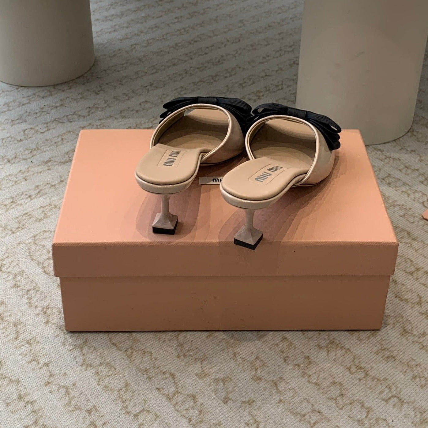 Nude Beige Mid - Heels With Black Bow Calfskin