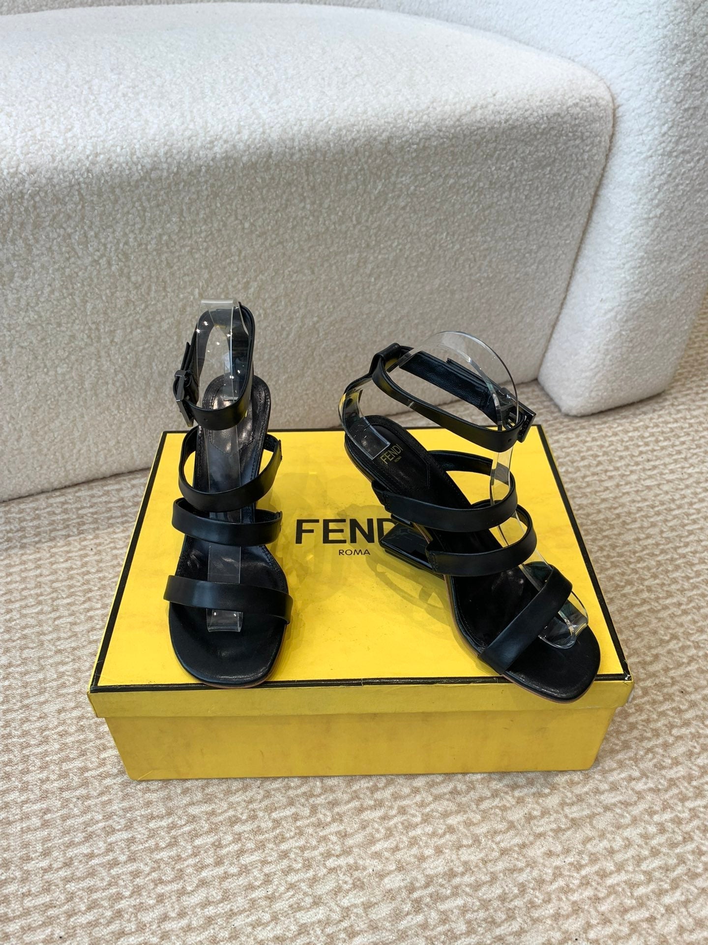 FENDI HIGH SANDAL 10 CM IN BLACK CALFSKIN