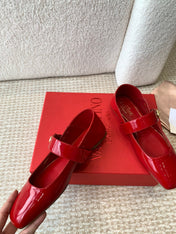VLOGO LOCKER MARY-JANE BALLERINA IN CRIMSON RED CALFSKIN