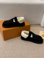 COLORADO COMFORT MARY JANE IN BLACK SUEDE AND SHEARLING LINING