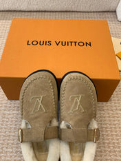 COLORADO COMFORT MARY JANE IN KHAKI GREEN SUEDE AND SHEARLING LINING