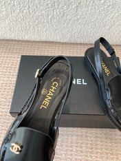 CC MOCCASIN SLINGBACK IN BLACK PATENT CALFSKIN