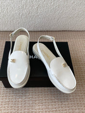 CC MOCCASIN SLINGBACK IN WHITE PATENT CALFSKIN