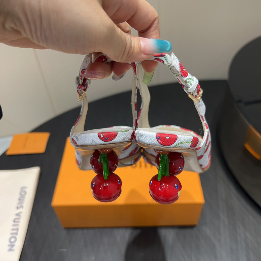 LV HIGH SLINGBACK LOGO AND CHERRY PRINT 25S 55 MM IN WHITE CALFSKIN