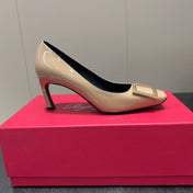 ROGER VIVIER 25S BELLE VIVIER PUMPS 70MM IN BEIGE CALFSKIN GOLD BUCKLE