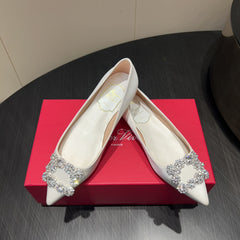 ROGER VIVIER 25S GRETE BALLET FLATS IN IVORY SILK WITH EMBELLISHED CRYSTALS
