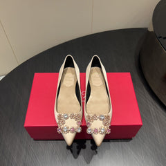 ROGER VIVIER 25S GRETE BALLET FLATS IN NUDE SILK WITH EMBELLISHED CRYSTALS