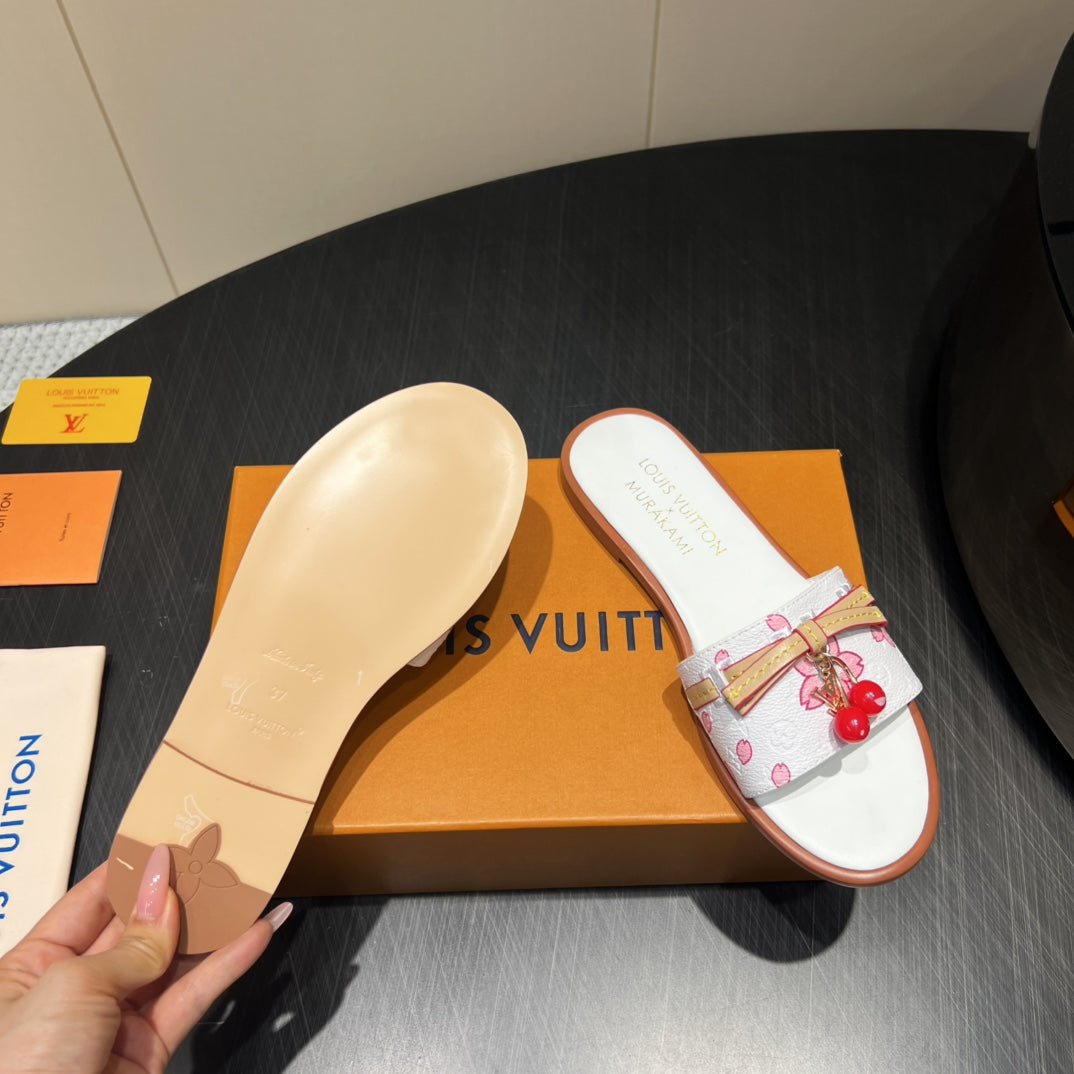LV SLIDE SANDALS 25S IN WHITE CALFSKIN WITH CHERRY BLOSSOM BUCKLE