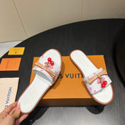 LV SLIDE SANDALS 25S IN WHITE CALFSKIN WITH CHERRY BLOSSOM BUCKLE