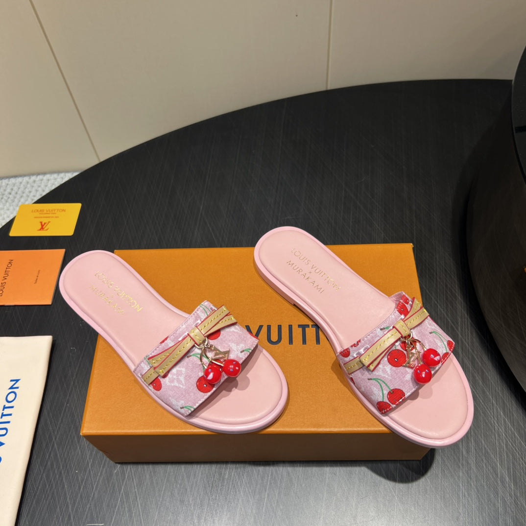 LV SLIDE SANDALS 25S IN LIGHT PINK DENIM AND CALFSKIN WITH CHERRY BLOSSOM BUCKLE