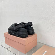 Thick-Soled Sandals Black Leather