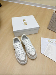 GOLD STAR PLATFORM SNEAKER IN WHITE CALFSKIN AND SUEDE