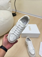 GOLD STAR PLATFORM SNEAKER IN WHITE CALFSKIN AND SUEDE