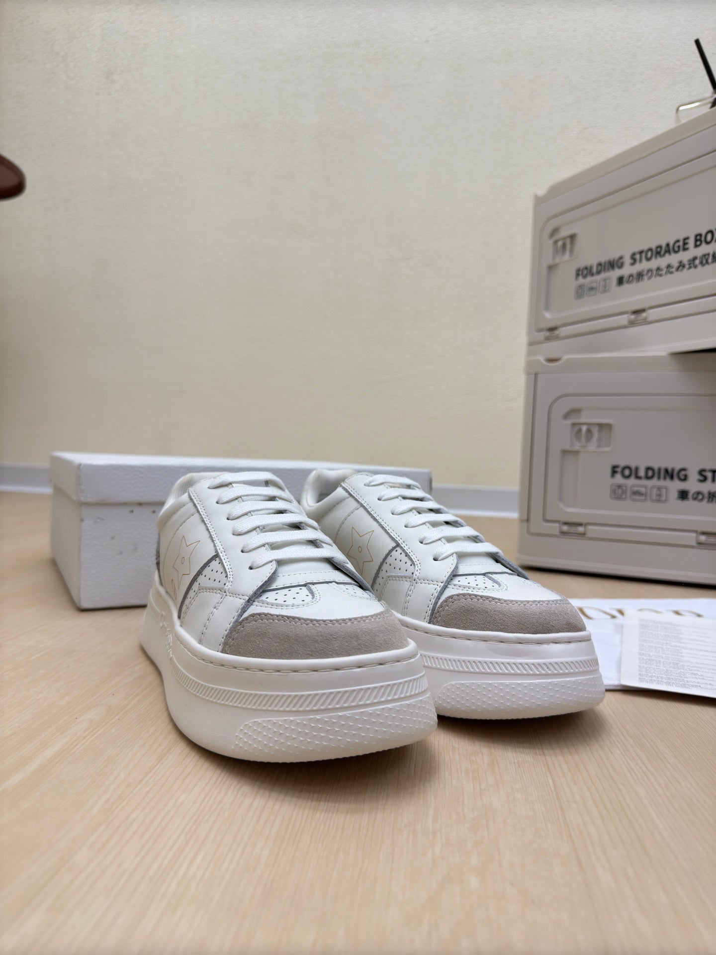 STAR PLATFORM SNEAKER IN WHITE CALFSKIN AND SUEDE