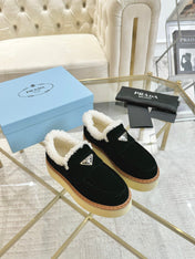 SUEDE LOAFER BLACK WITH SHEARLING LINING