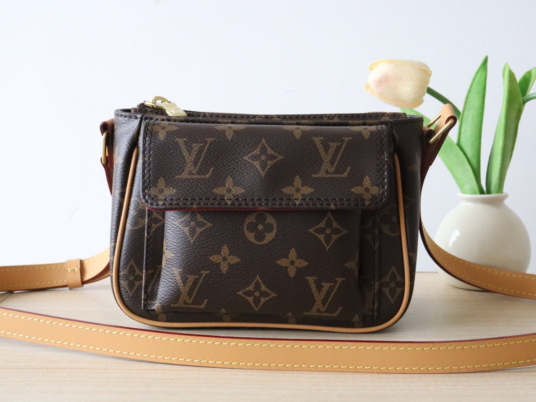 LV 25S SHOULDER BAG 19 IN BROWN MONOGRAM CALFSKIN GOLD HARDWARE