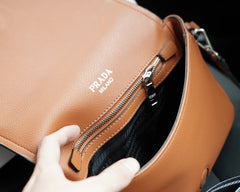 SHOULDER BAG 26 IN BROWN SHINY GRAINED CALFSKIN