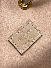 CRAFTY NEONOE 26 IN BROWN AND CREAM BICOLOR EMPREINTE CALFSKIN