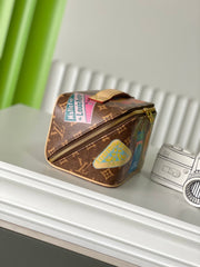 COMPARTMENTS 24 IN BROWN MONOGRAM CANVAS WITH GOLD LOCK