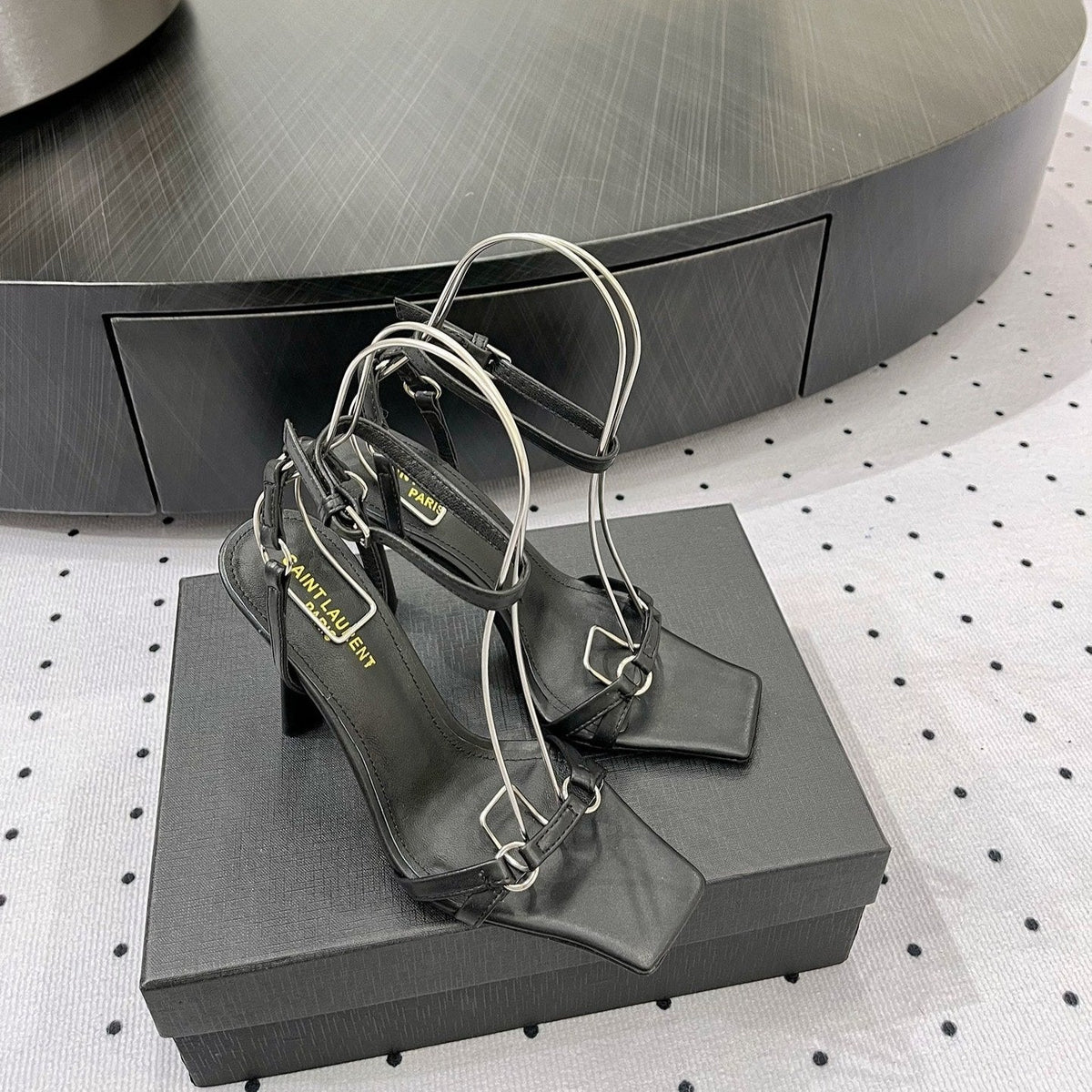 SL ANKLE-BUCKLE HEELED SANDALS BLACK CALFSKIN