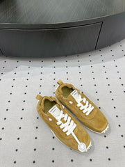 TRAIL SNEAKER IN DIJON YELLOW SUEDE
