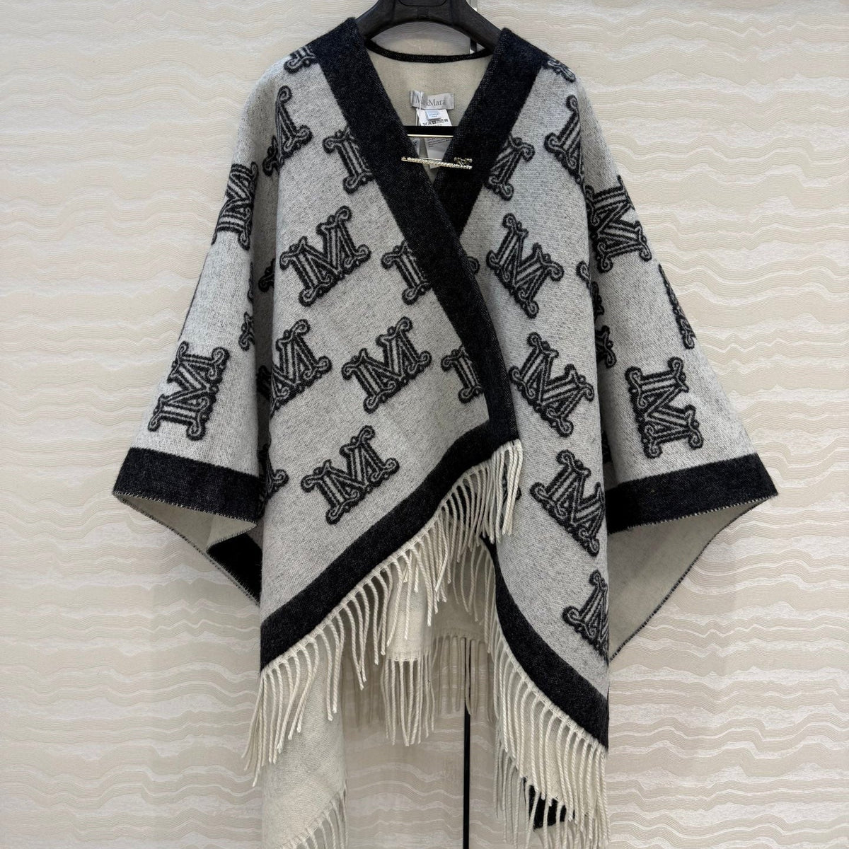 MAX MARA 25S FRINGED KNIT CAPE 164