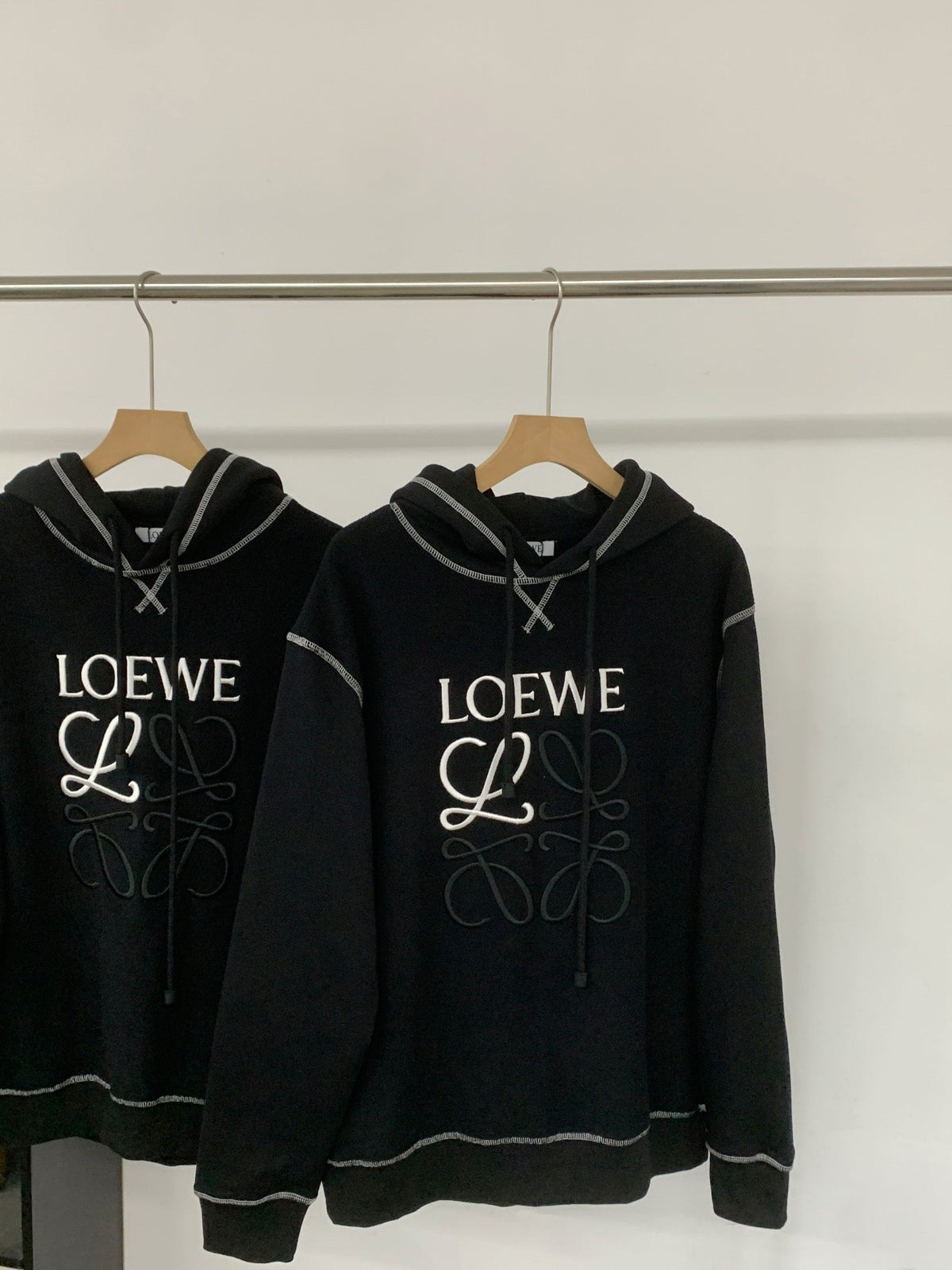 LOEWE HOODIE STYLE 92