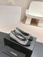 BALLET FLATS IN SILVER GLITTERED TULLE AND BLACK SATIN