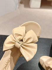 BOW LADY SLIPPERS BEIGE CREAM LAMBSKIN