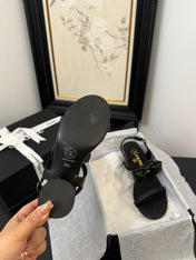 MID HEEL 45 MM SANDALS IN BLACK CALFSKIN