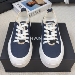 TRAINERS SHOES IN NAVY BLUE FABRIC