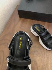 SANDAL 25S LOGO IN BLACK LAMBSKIN