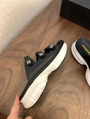 MULES 25S LOGO IN BLACK LAMBSKIN