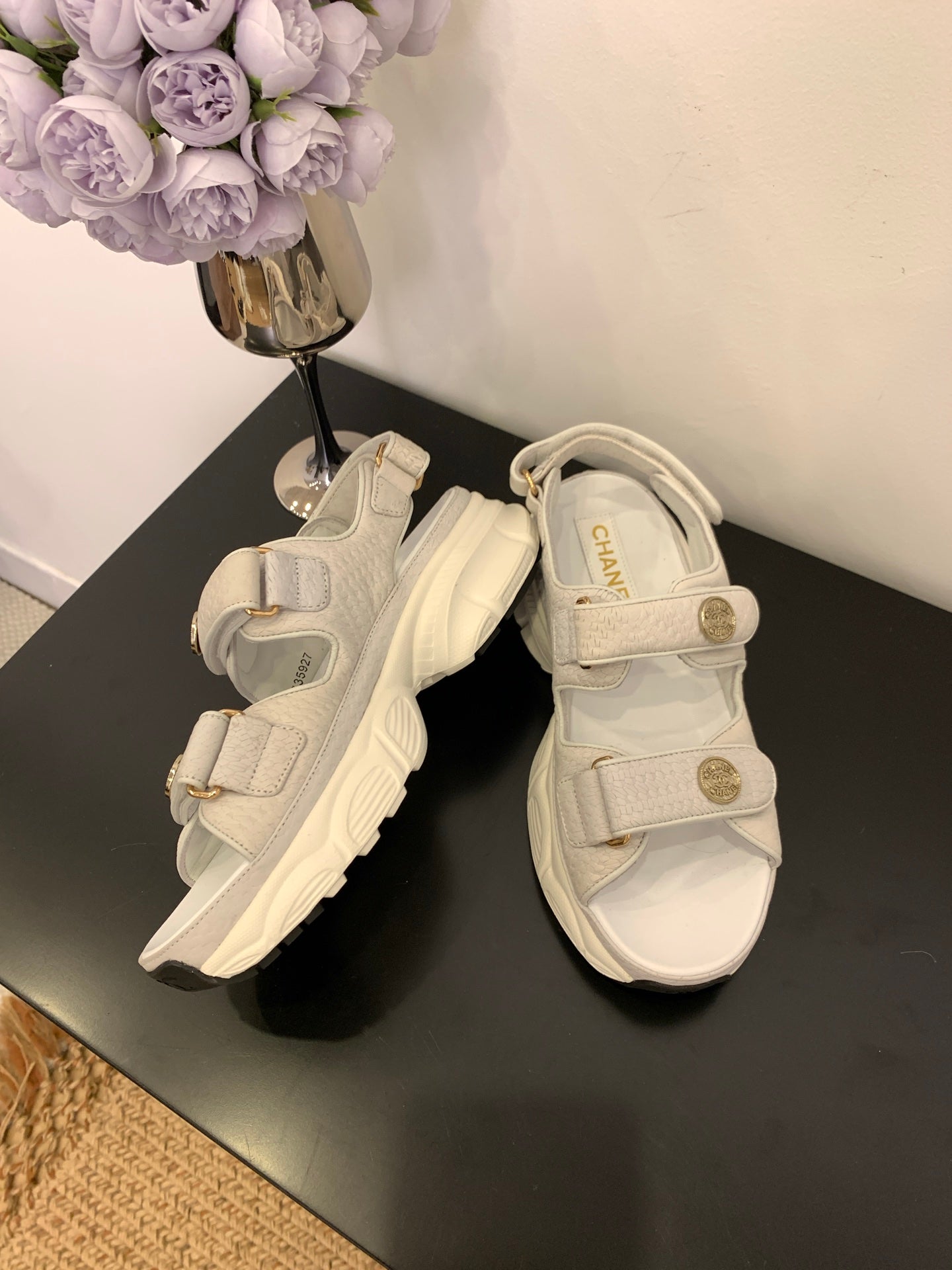 SANDAL 25S IN WHITE LAMBSKIN EMBOSED SNAKE PATTERN