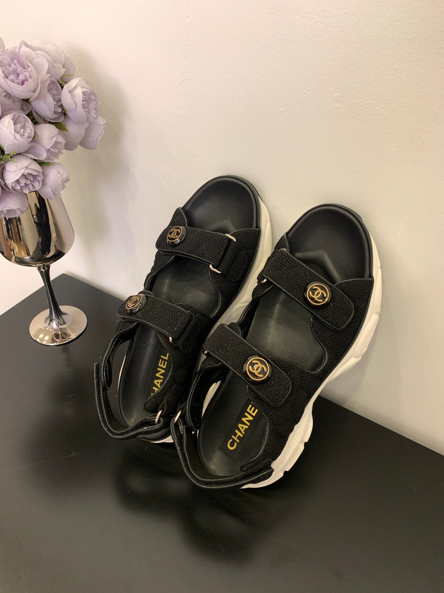 SANDAL 25S IN BLACK LAMBSKIN EMBOSED SNAKE PATTERN