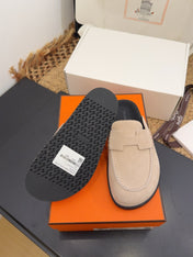 HM 25S MULE IN BEIGE SUEDE