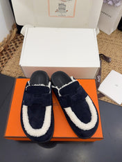 HM 25S MULE IN DARK SLATE BLUE SUEDE MIX WHITE SHEARLING
