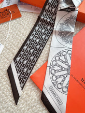 HERMES 26S SCARF 86 IN SILK 309606