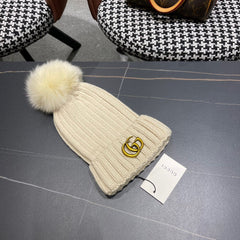 BEANIE HAT IN BEIGE WOOL 403391