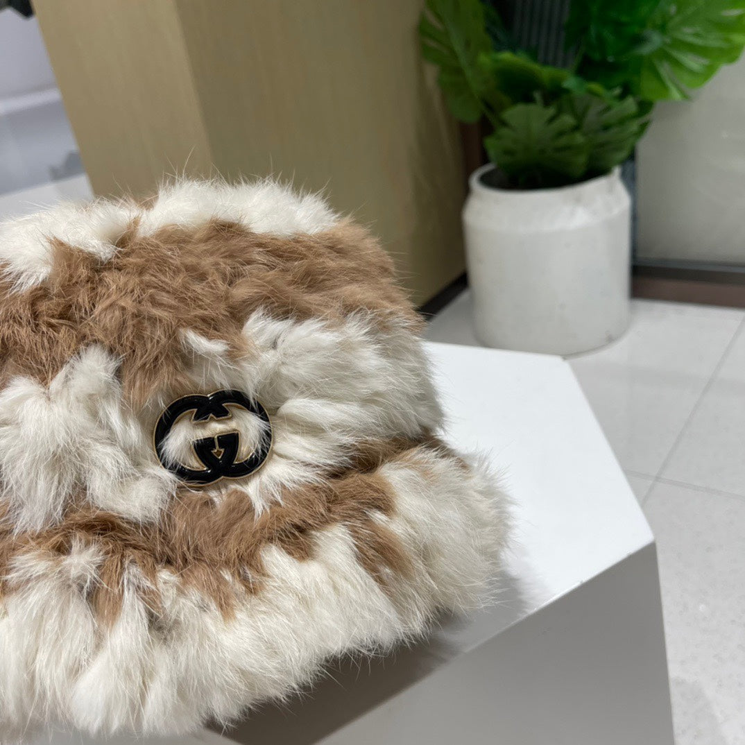 BUCKET HAT IN MEDIUM BROWN MIX WHITE RABBIT FUR 404638