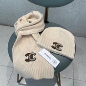 SET HAT AND SCARF IN CREAM TAN WOOL 420822