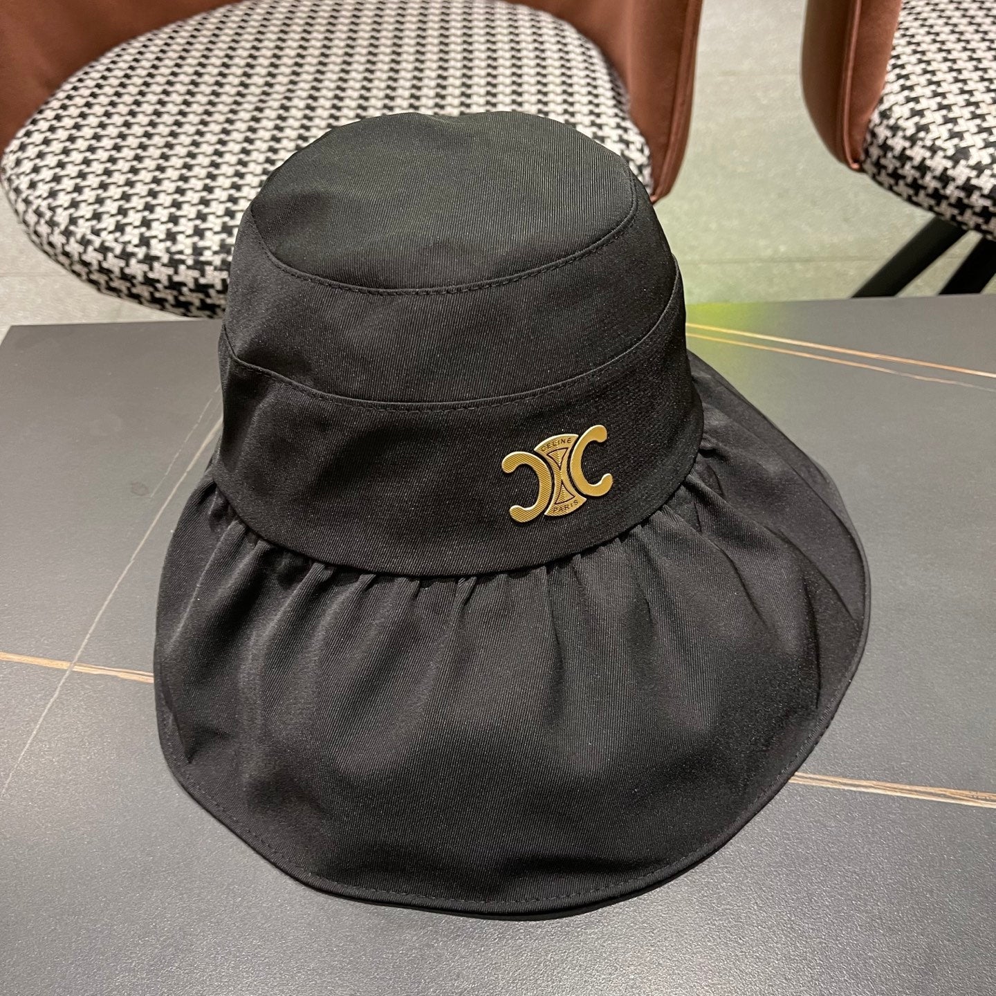 CELINE 25S BUCKET HAT 734583 IN BLACK